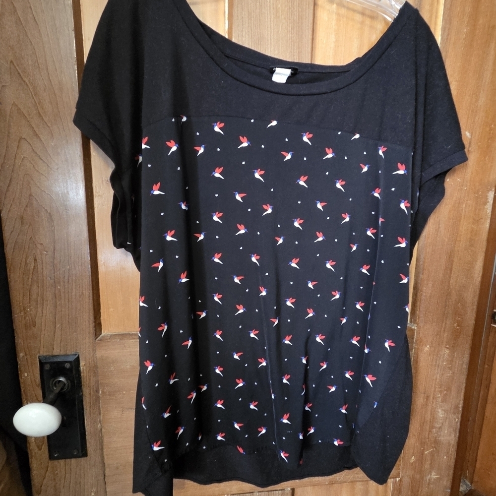 Torrid comfy bird T shirt blouse size 2 - Picture 7 of 8